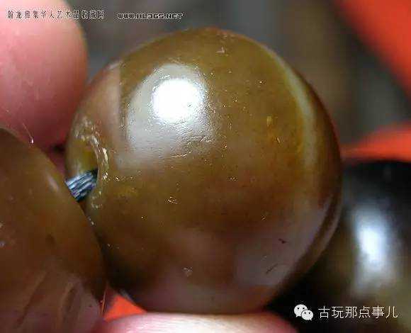 绮窗浅梳妆 对镜理云鬓