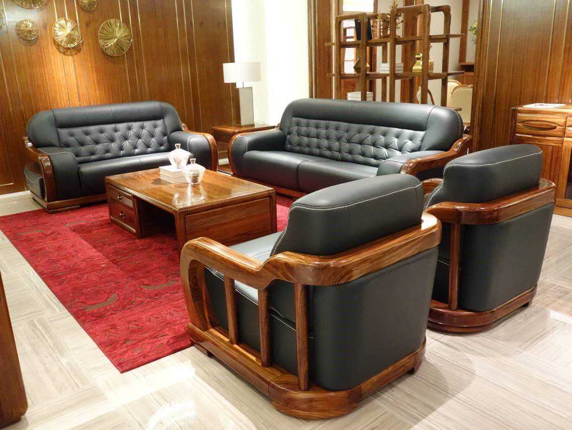 柏森沙发测评：“社交型”大套房，兼具隆重与从容