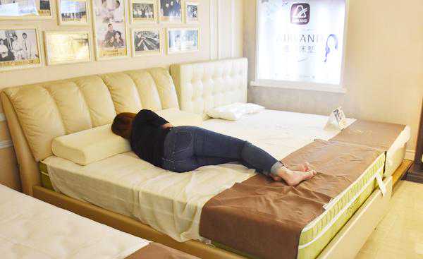 床垫硬一点好，我挑的床垫，老公给满分