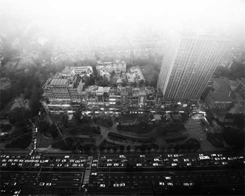 购买全屋定制家具到期未交货：商家三次违约，消费者称将起诉