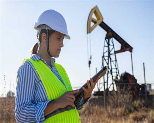 李忠信大师造，中信红木品牌升级能否引领红木家具行业的新潮流？